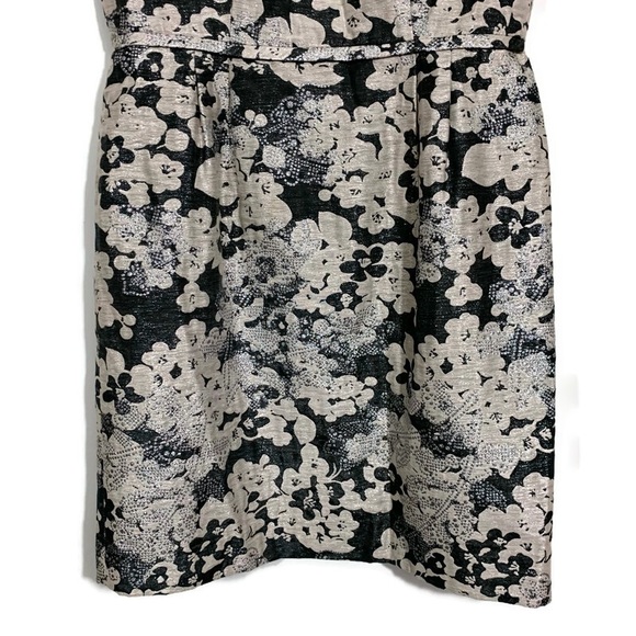 Tahari Arthur Levine Metallic Floral Gray Beaded Cocktail Dress Size 12 - Picture 4 of 10